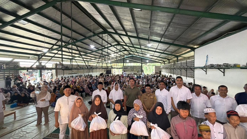 santunan CSR PT IGR kepada 700 warga Desa Kadumangu, Sentul