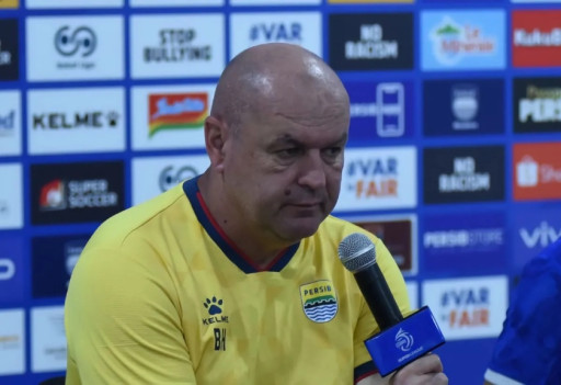 Pelatih Persib Bandung Bojan Hodak 