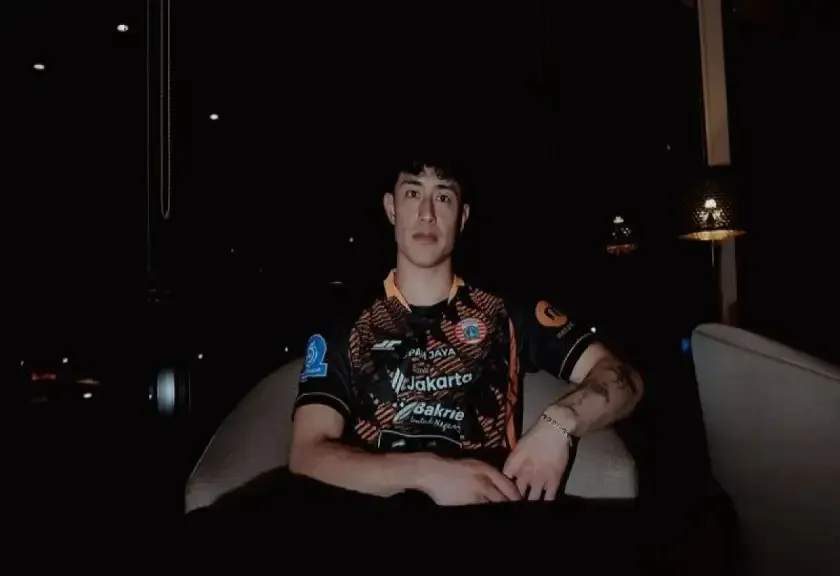 Kiper baru Persija Cyrus Margono.