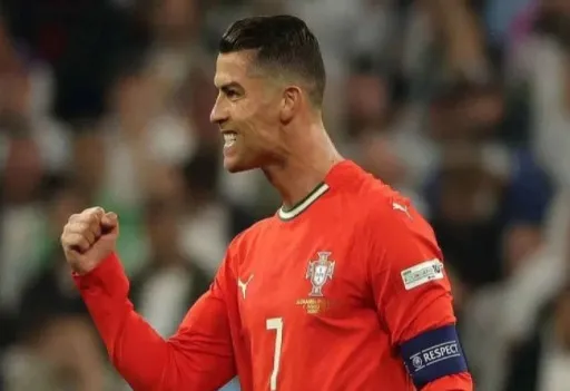 Megabintang Portugal Cristiano Ronaldo