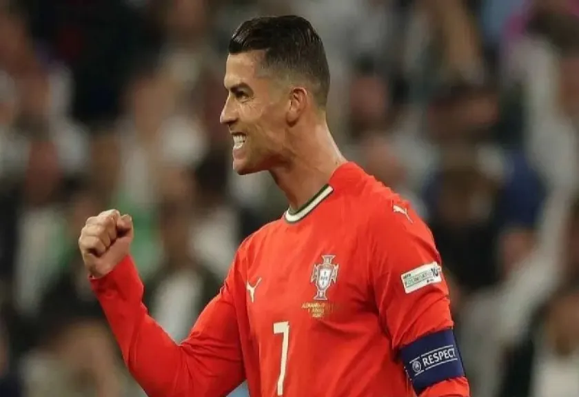 Megabintang Portugal Cristiano Ronaldo