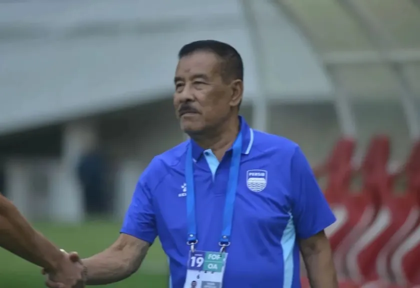 Manajer Persib Bandung Umuh Muchtar
