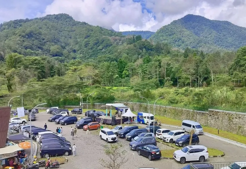 Kawasan wisata Puncak, Cisarua, Kabupaten Bogor, Jawa Barat