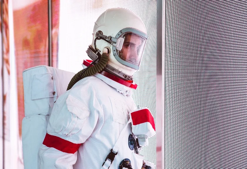 Wisata ke luar angkasa