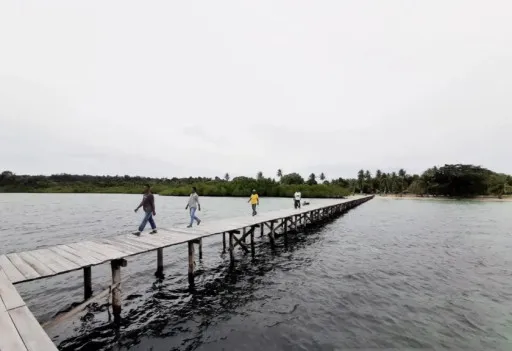 Pemandangan objek wisata Pulau Katang Lingga di Kabupaten Lingga, Kepulauan Riau