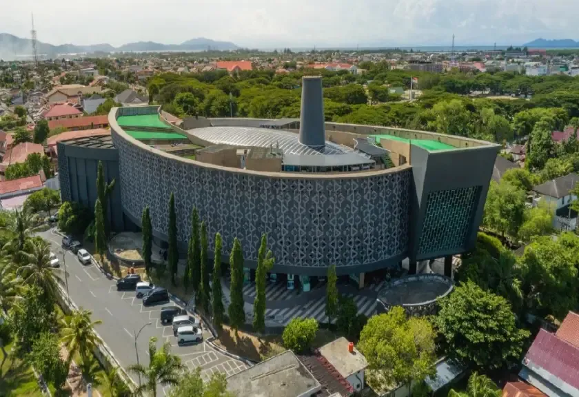 Museum Tsunami Aceh