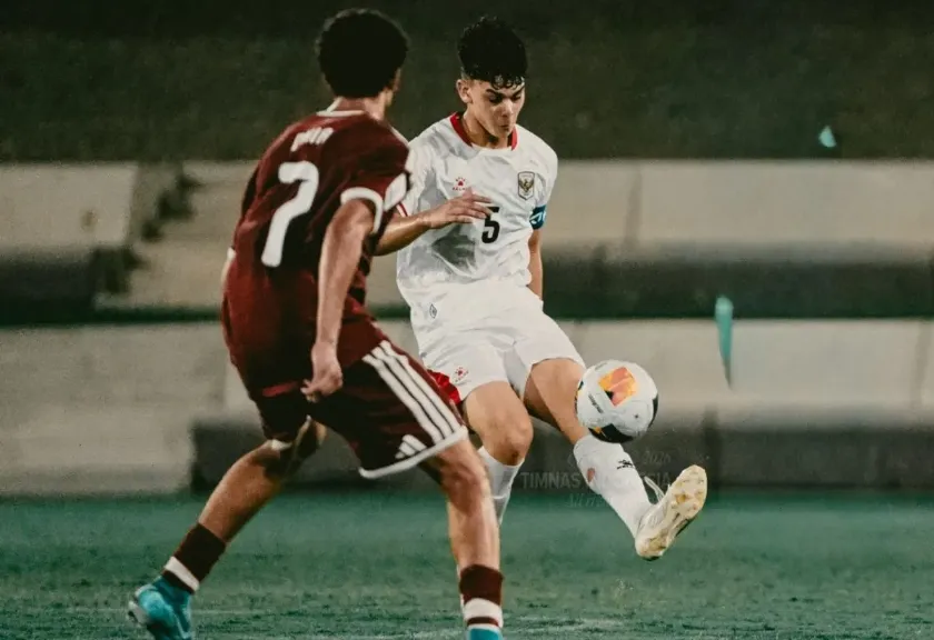Pemain debutan tim nasional Indonesia Mathew Baker