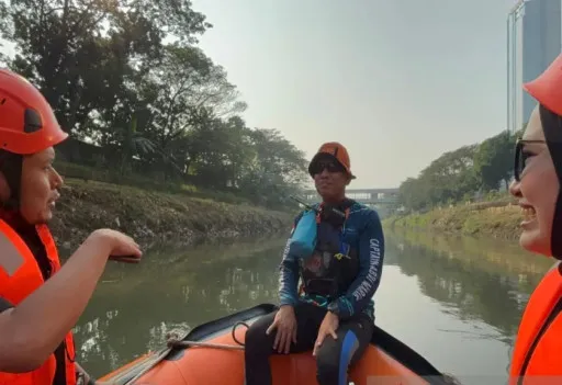 Kegiatan Ciliwung River Adventure 