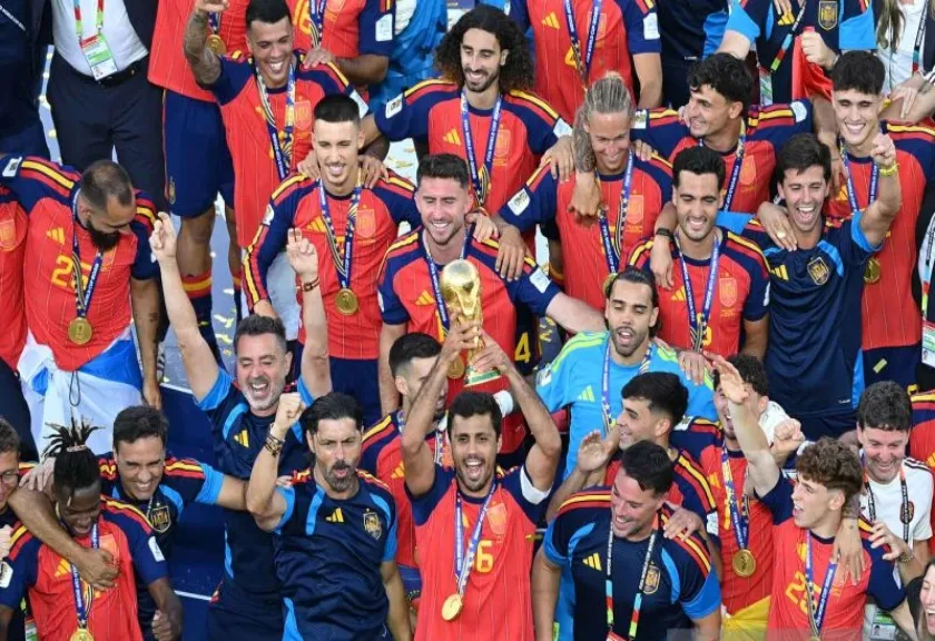 Pesepak bola Timnas Spanyol Rodri
