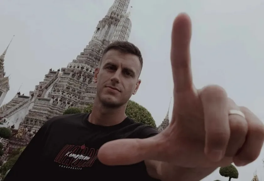 Striker asal Swedia, Alexander Jeremejeff bergabung dengan Persija Jakarta.
