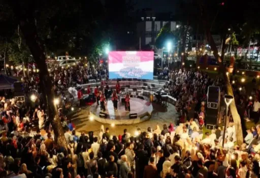 Salah satu pentas seni budaya di Taman Siliwangi