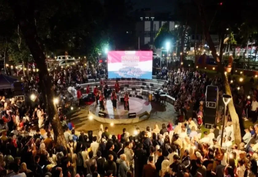 Salah satu pentas seni budaya di Taman Siliwangi