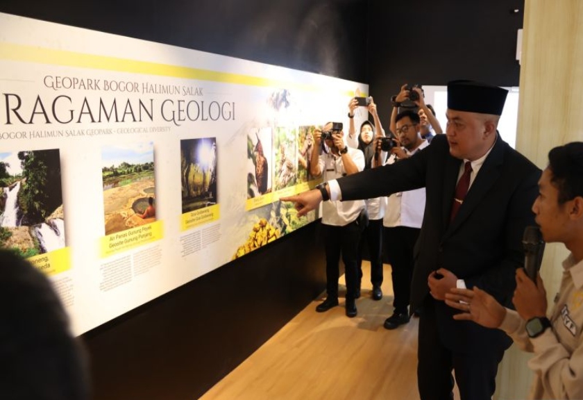 Pusat Informasi Geologi (PIG) di Cibinong, Kabupaten Bogor, Jawa Barat