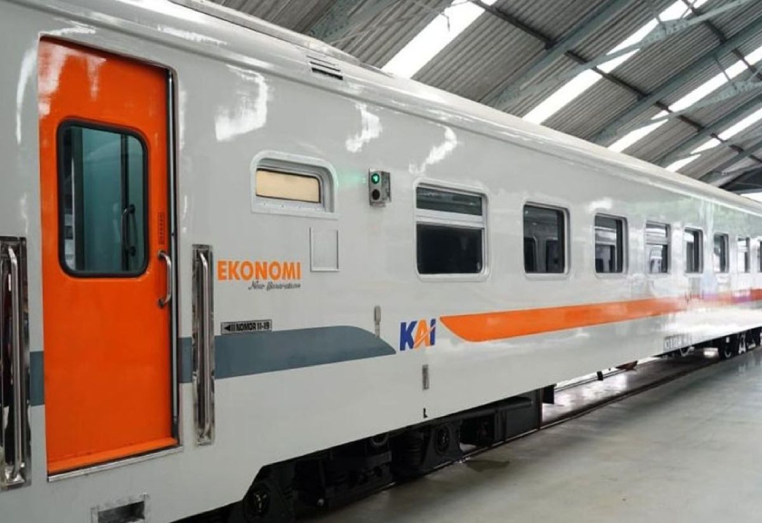 Kereta api generasi baru.